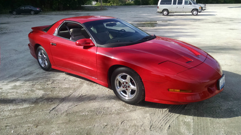 Illustration for article titled Here Are Ten Of The Fastest Cars On eBay For Less Than $5,000